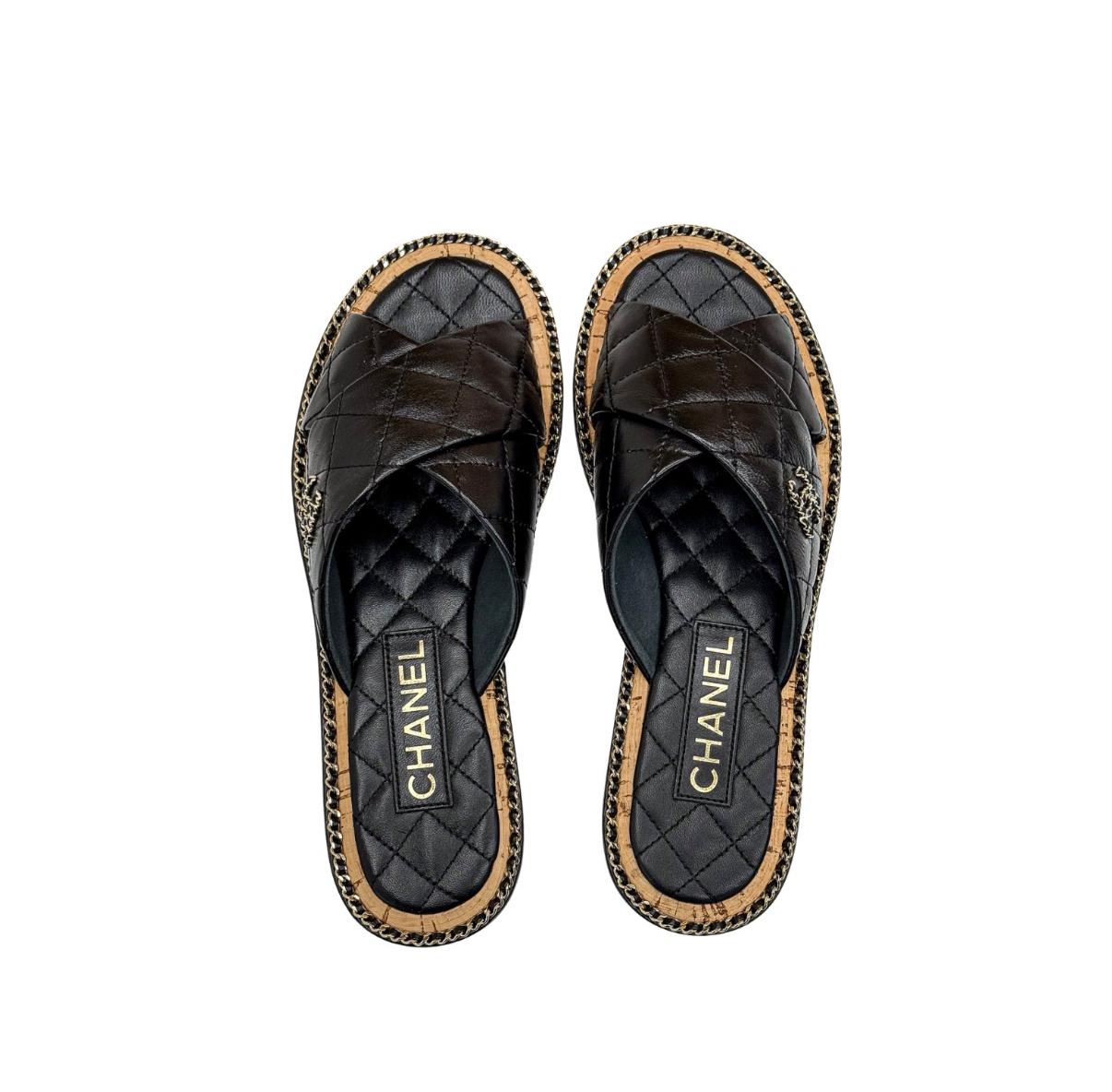 Chanel - Flat slides